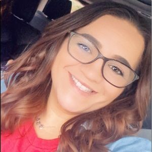 Meet your Posher, Amanda